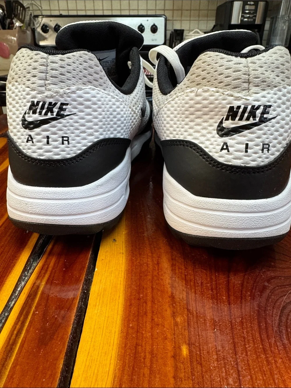 Nike Air Max 1 Men's White Spikeless Golf Shoes